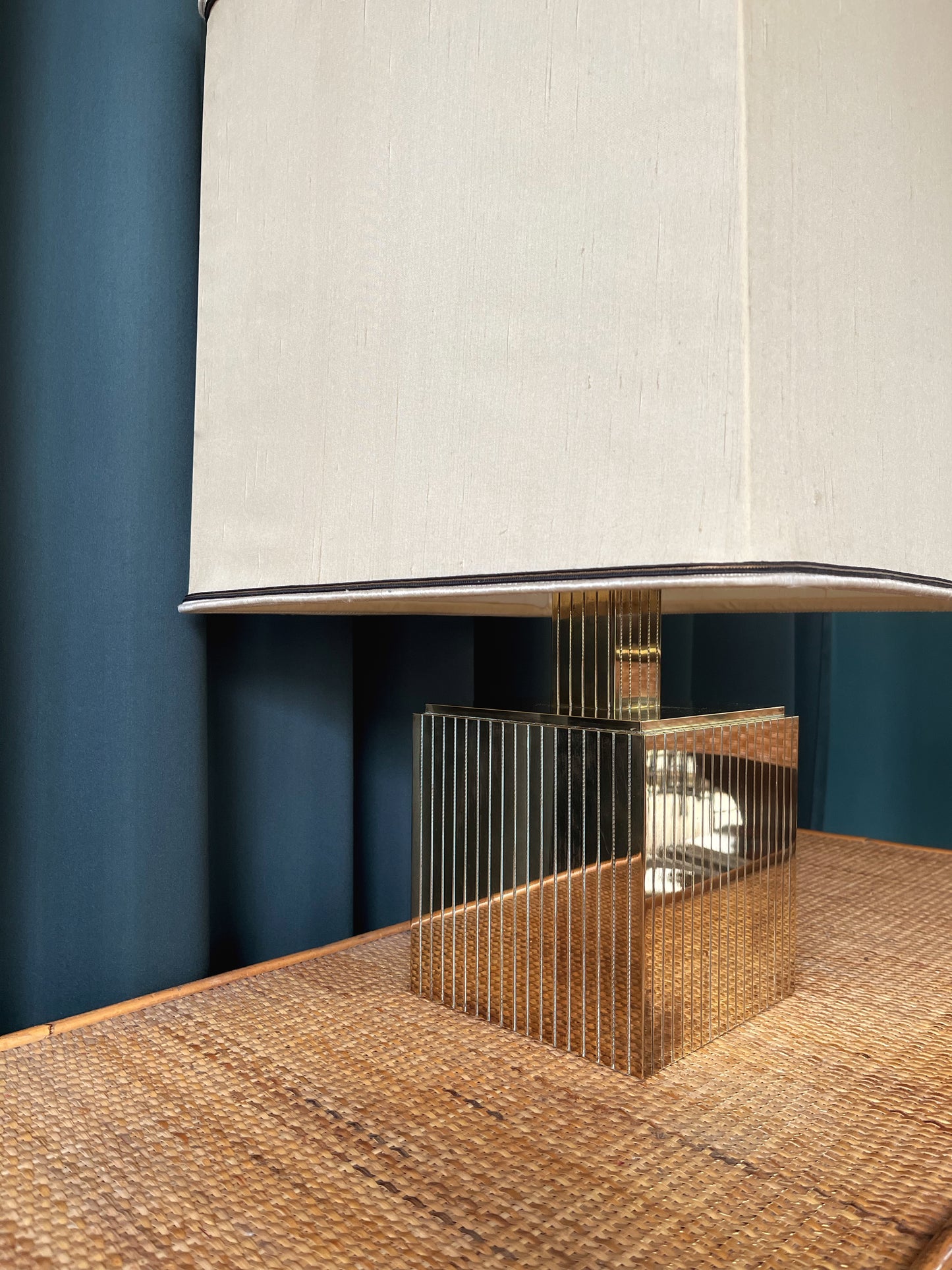 Lampada da tavolo in ottone, anni ‘70