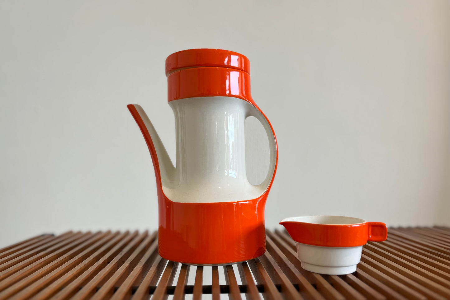 Servizio caffè/tè in ceramica di Riccardo Schweizer per Pagnossin, anni ‘70