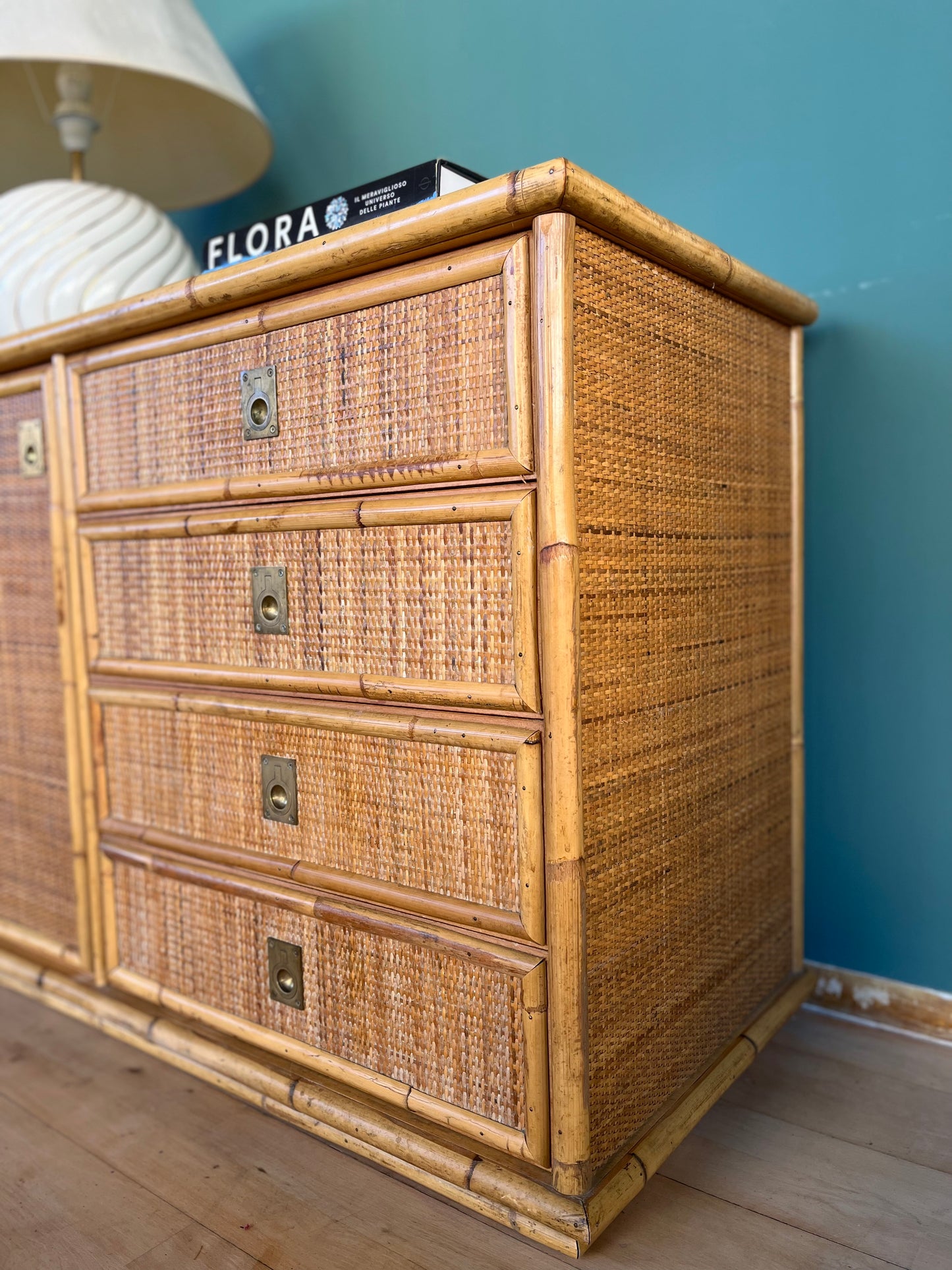 Credenza Italiana in bambù e rattan di Dal Vera, anni ‘70. Italia